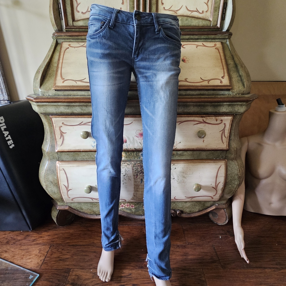 Vintage Squin 26 Women's Distressed Blue Jeans